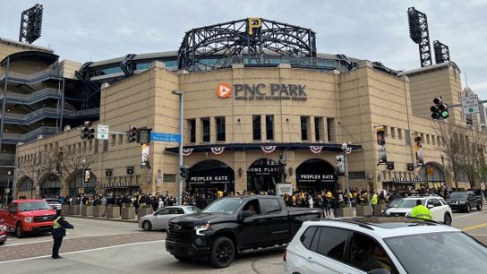 PNC Park ushers, ticket takers/sellers go on strike taken in Denver (Pirates)